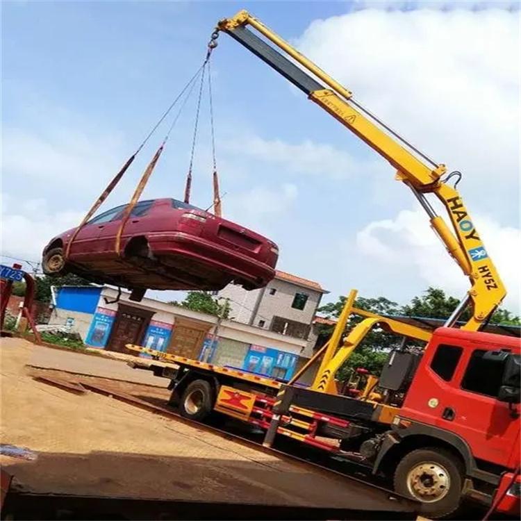 藁城吊车吊汽车的正确方法